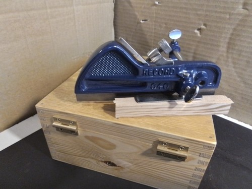 Record 040 plough plane - 040,