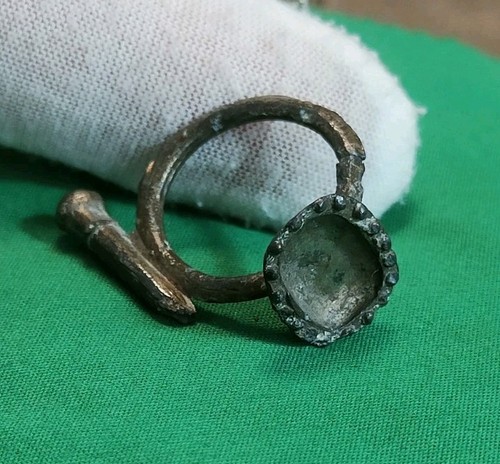 Unusual medieval ring metal - ring,
