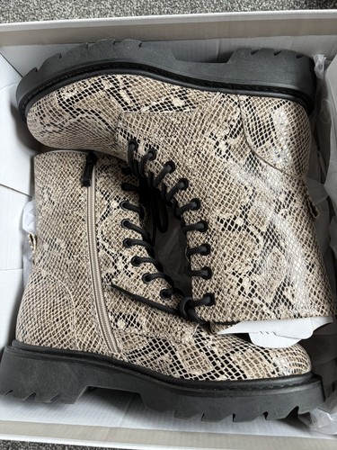 Tamaris snakeskin boots size - tamaris,