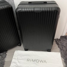 Rimowa Essential Matte Black