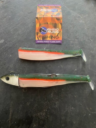 Black minnow 90g lures combo - black,