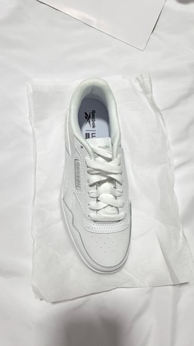 Woman shoes6 - woman,