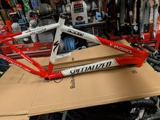 S WORKS STUMPJUMPER M5 18"