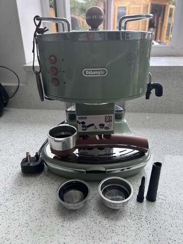 Delinghi coffee machine iconna - delinghi,