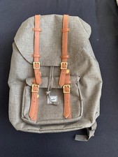 Herschel Backpack - medium
