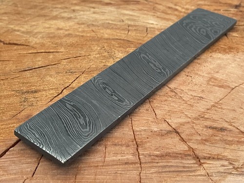 21x4 hand forged damascus - cm,