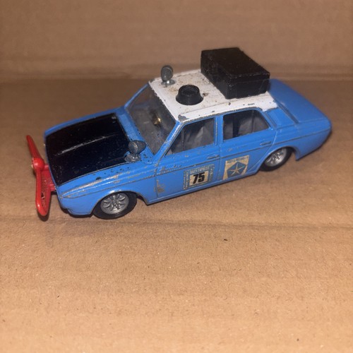Corgi 302 hillman hunter rally - 302,