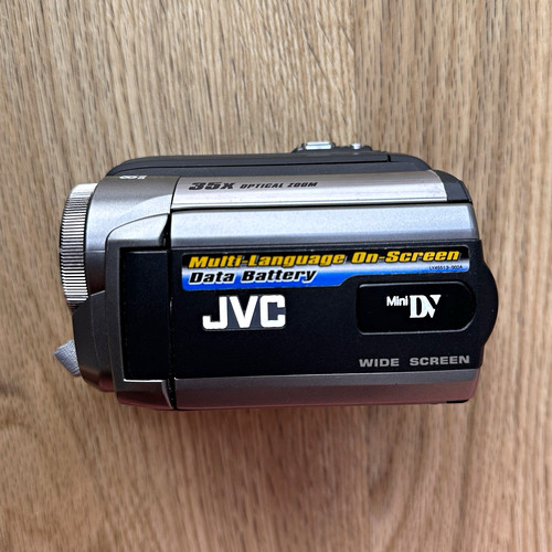 Jvc d824 minidv handheld - jvc,