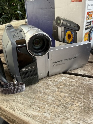 Sony handycam dcr hc27e - dcr,