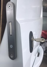 VAN SECURITY- VANLOK DEADLOCK