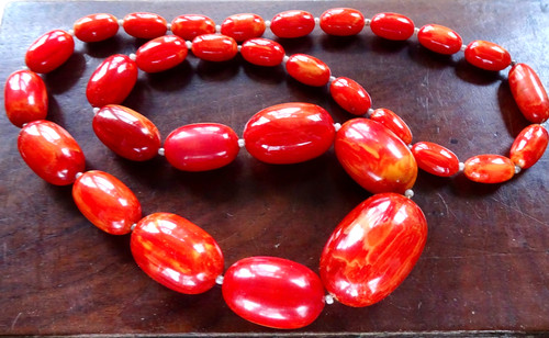Antique art deco swirled - art, red