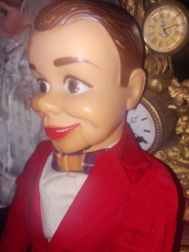 Haunted doll active spirit - active,