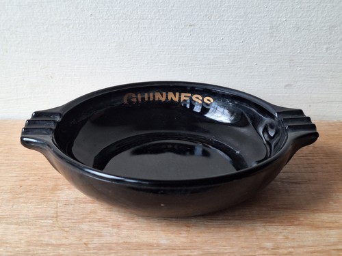 Vintage guinness nazeing glass - nazeing,