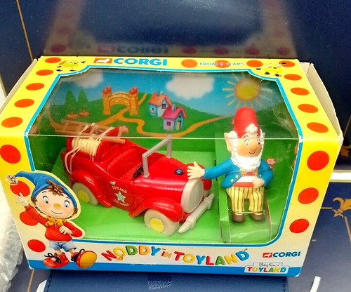 Corgi big ears fire - in, truck