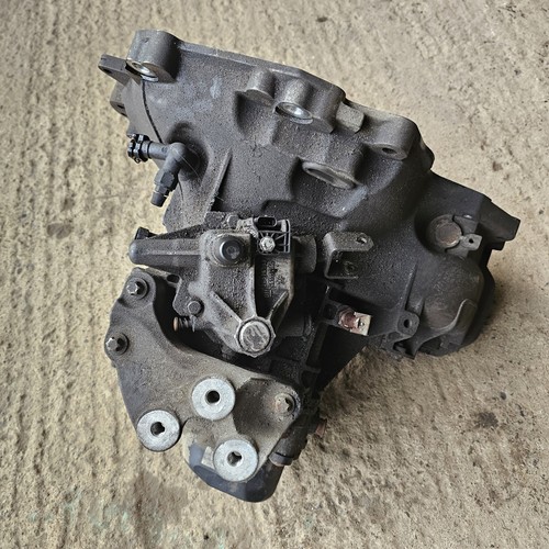 Vauxhall corsa mk4 3 - vauxhall,