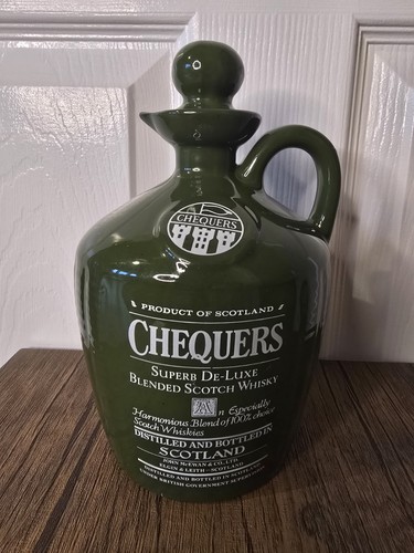 Chequers scotch whisky flagon - chequers,