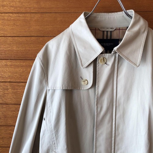 Burberry short trench coat - trench,