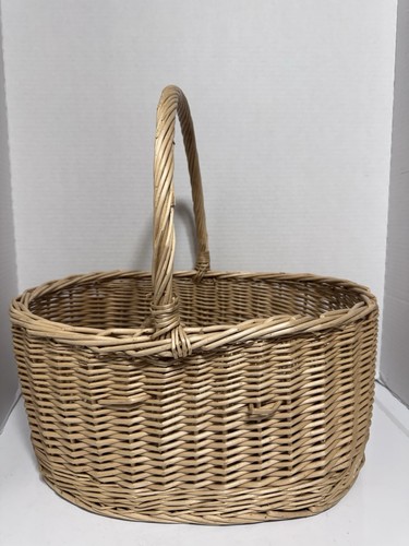 Vintage wicker divided carry - divided,
