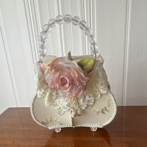 Shabby chic handbag shaped - chic, handbag-shaped