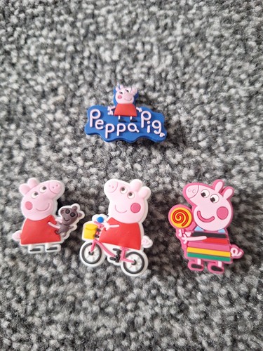 Peppa pig croc charms - 4,