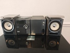 Bench Micro Hi-fi System am-fm