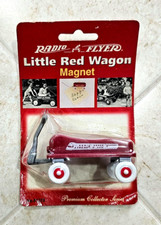 Radio Flyer Little Red Wagon