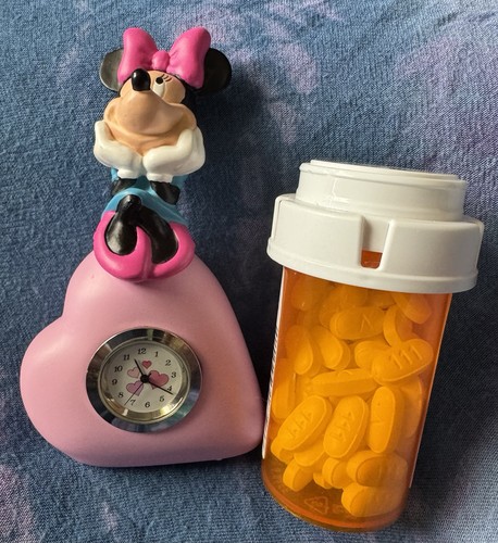 Vintage disney figurine minnie - figurine,