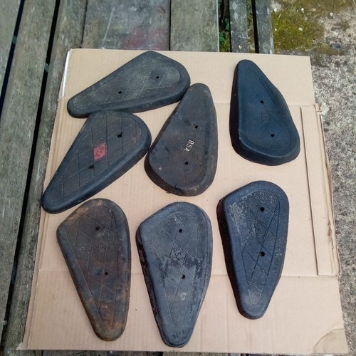 Bsa petrol tank rubbers - petrol, b31