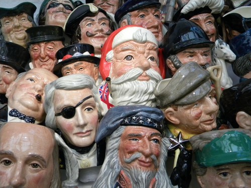 Royal doulton small character - doulton,