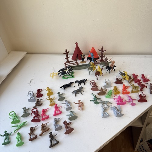 Vintage plastic soldiers - vintage,