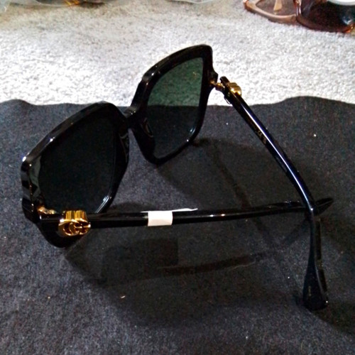 Gucci gg1070s square black - gucci,