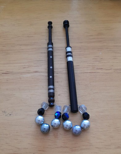 Wood lace bobbins with - 2,