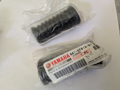 Yamaha footrest rubber - 2,