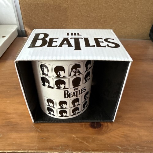 The beatles mug boxed official - boxed,