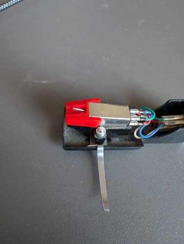 Sanyo turntable cartridge - sanyo,