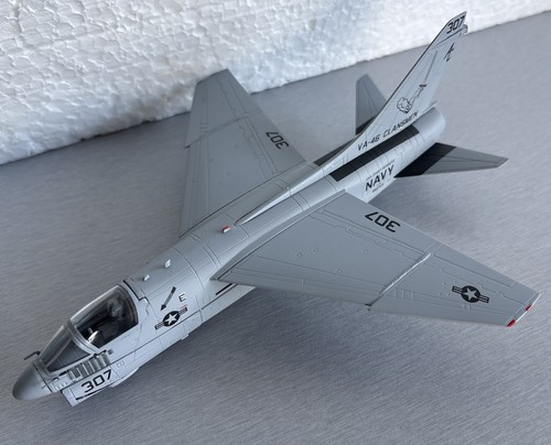 Herpa vought corsair ii - vought,