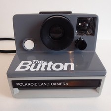 RETRO POLAROID 'THE BUTTON'