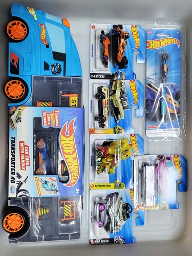 Hotwheels transporter car case - transporter,