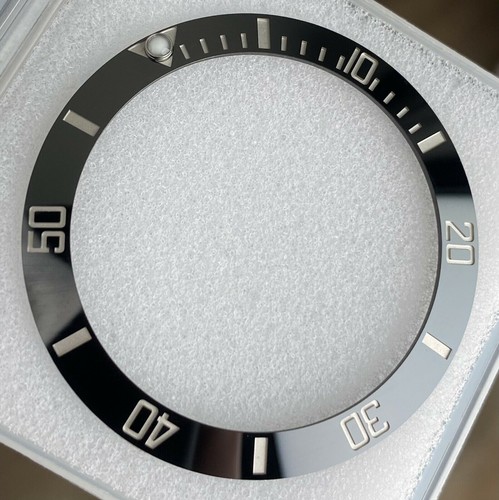 Black ceramic bezel - ceramic,