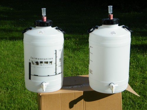 Home brew 23l fermenters - 2,