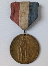Rare Antique WW1 British Peace Celebration Medal & Ribbon June 1919 J.R.Gaunts