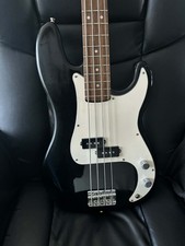 Squier by Fender Affinity
