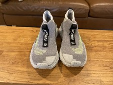 This is trash space hippie