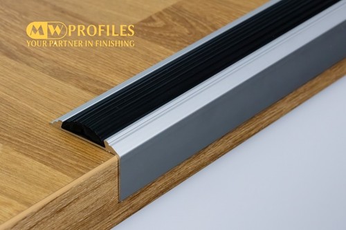 Aluminium stair nosing - aluminium,