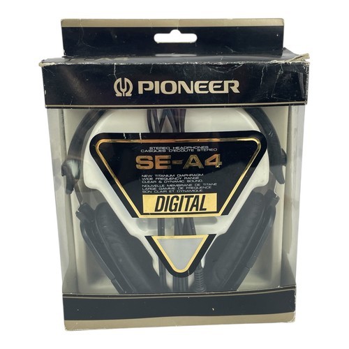 Pioneer stereo headphones - pioneer,