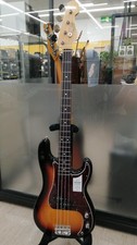 FENDER JAPAN PRECISION BASS electric bass