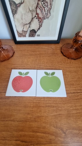 Vintage johnson tiles apple - vintage,