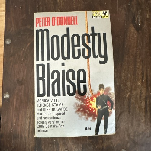 Modesty blaise peter - -,