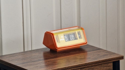 Dator electronic flip clock - dator,