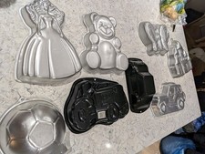 Job lot Cake Pan Baking Mould